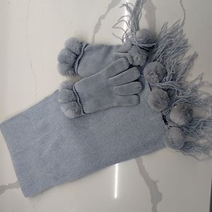 Classic pale blue Scarf and glove set